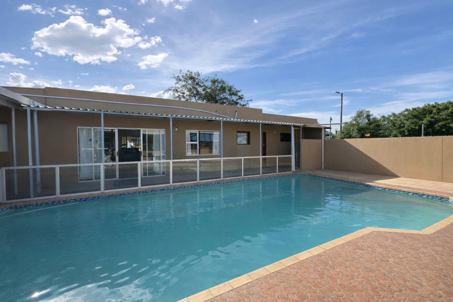 4 Bedroom Property for Sale in Gonubie Eastern Cape